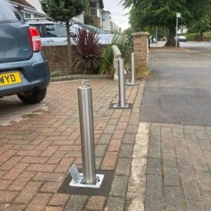 S4 Stainless Steel Telescopic Bollard (580mm)
