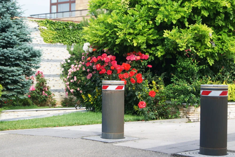 private-bollards-bollard-security