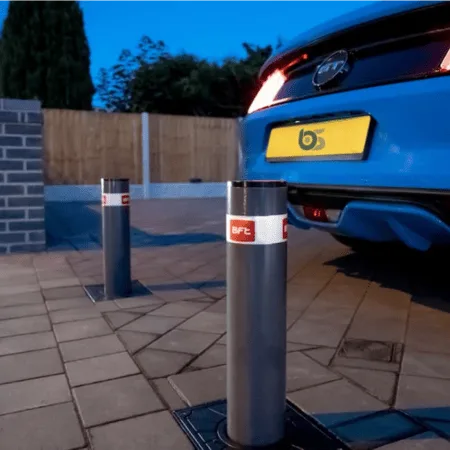 BFT Stoppy B 115/500 Electro Mechanical Automatic Bollard - Perfect for residential use