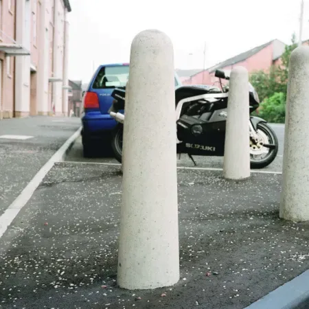 BRIDGFORD BOLLARD - SMOOTH GREY