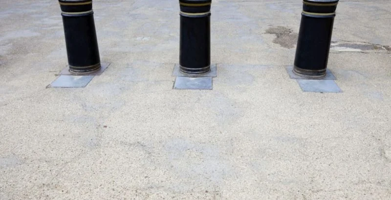 bollards