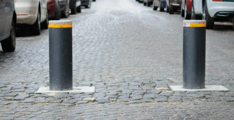 Electric Bollard