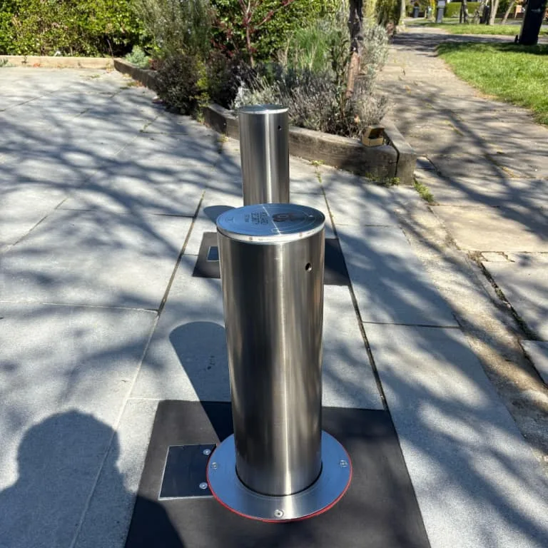 Eco Rise Wireless Battery Powered Automatic Bollard – Supply & Installation