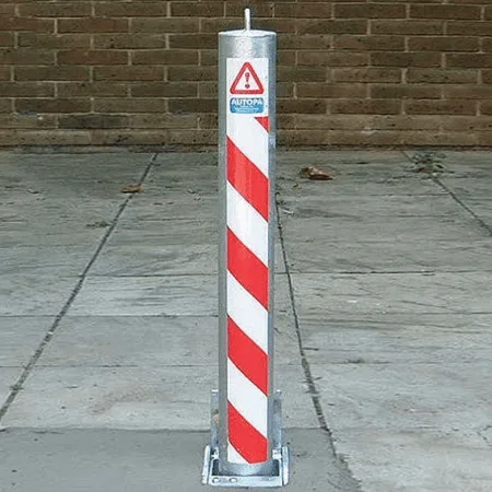 Retractapost 745 - Telescopic Bollard (padlockable)