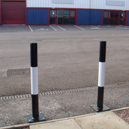 SB24-S Bolt Down Fixed Steel Bollard (1000mm)